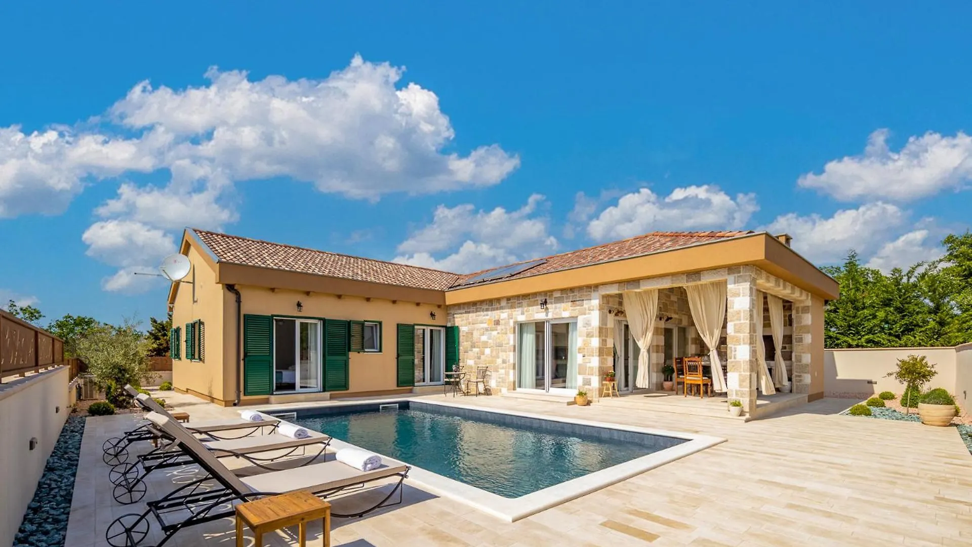 Villa Jakov Murvica